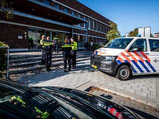 Zwaarbewapende scholier (16) opgepakt na schietpartij op school Roermond