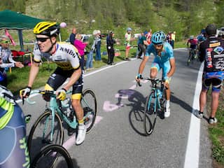 Kruijswijk kapot na verliezen derde plaats in Giro