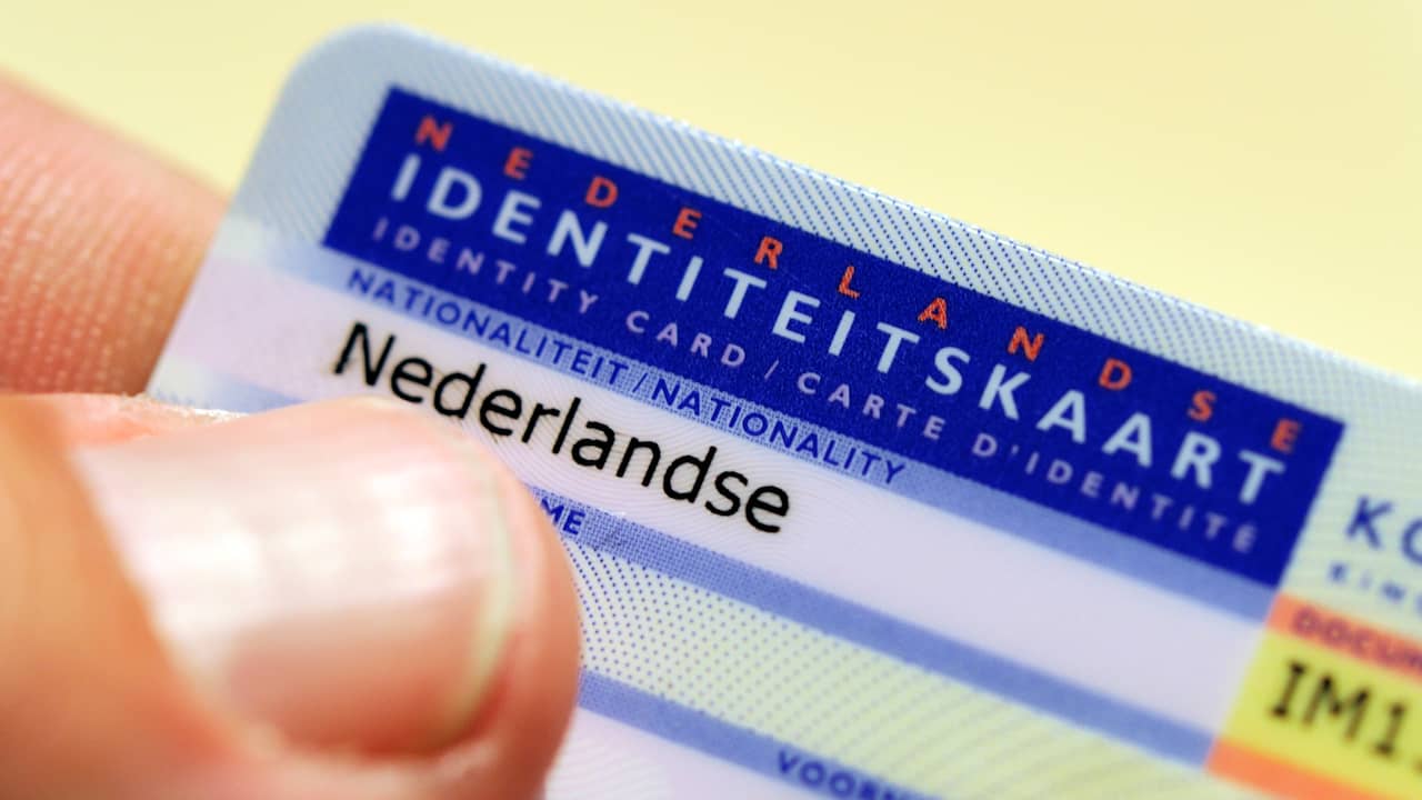 Bank Mag Om Onbewerkte Kopie Identiteitsbewijs Vragen, Maar Die Niet ...