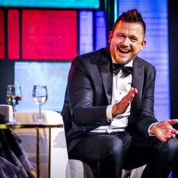 Einde van talkshow HLF8 heeft een bittere nasmaak voor Johnny de Mol