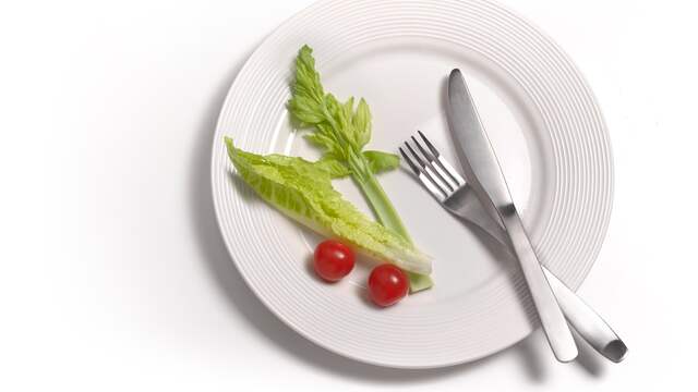 Het is de vraag wat er achter de drang om supergezond te eten zit.