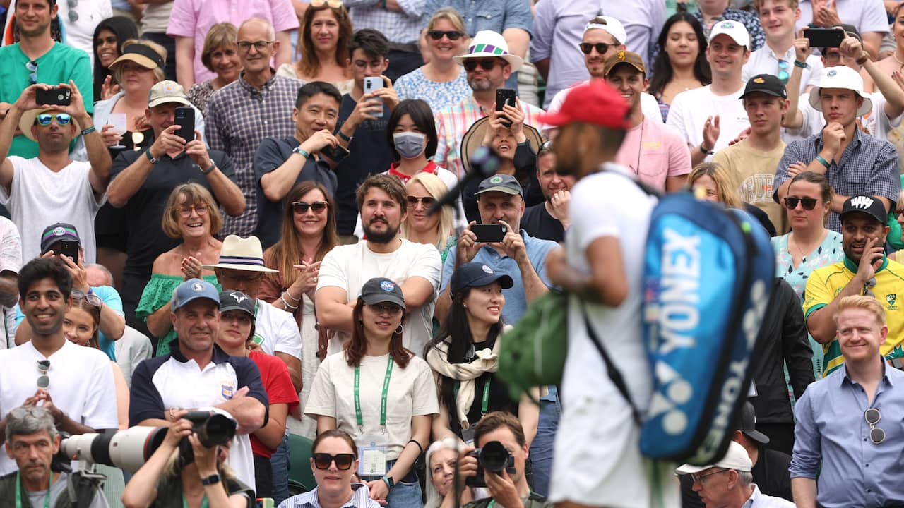 Nick Kyrgios attira spesso l'attenzione su di sé con il suo comportamento.