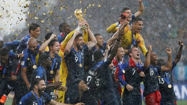 achter Peer Schaar Frankrijk wereldkampioen voetbal na doelpuntrijke finale tegen Kroatië | NU  - Het laatste nieuws het eerst op NU.nl