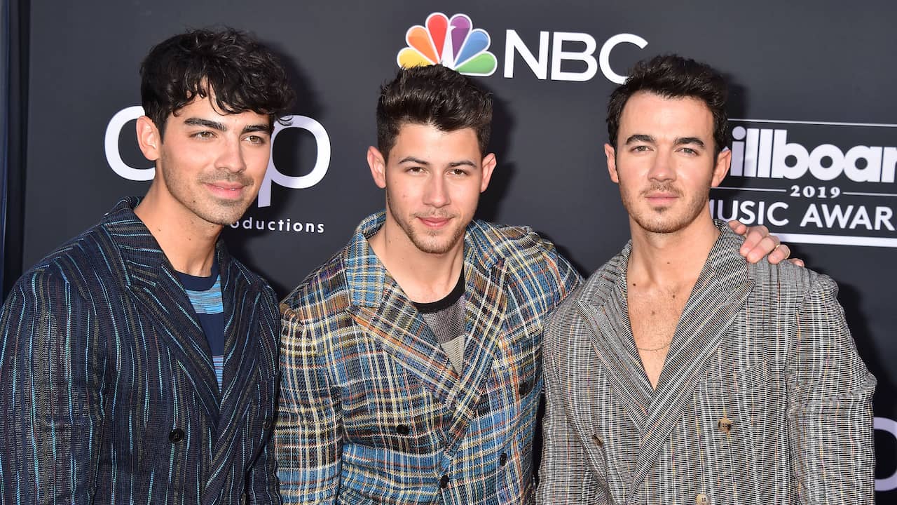 Nick Jonas was bang voor ruzie met broers na breuk Jonas Brothers |  Achterklap | NU.nl