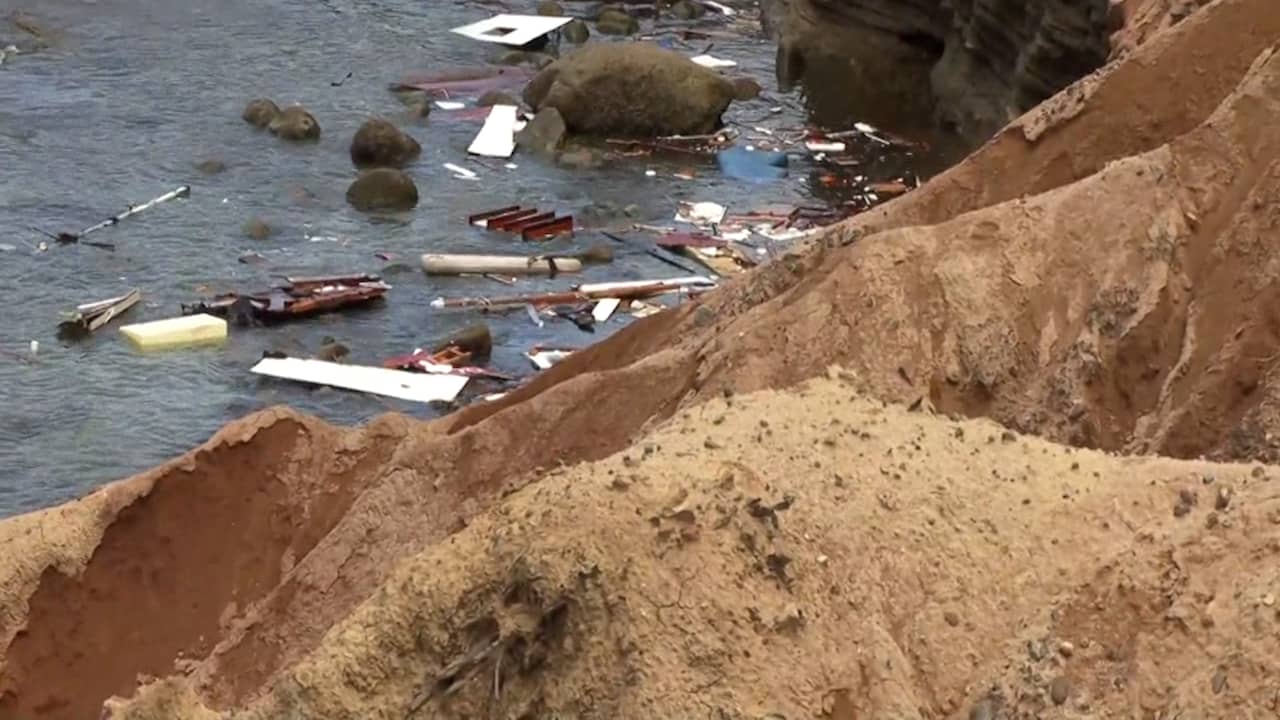 Beeld uit video: Bootvluchteling gereanimeerd na dodelijk ongeluk bij San Diego
