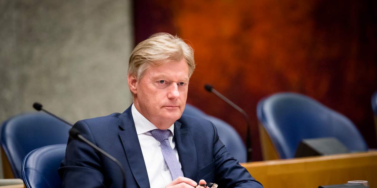Staatssecretaris Van Rijn benadrukt belang spreken over ervaringen Indië