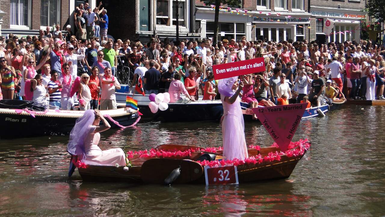 Laatste voorbereidingen voor Canal Parade worden getroffen