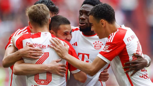 Samenvatting: Bayern klopt Köln en stelt titelfeest Leverkusen uit (2-0)