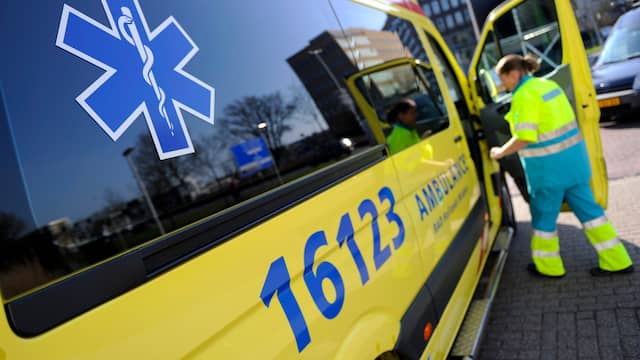 N33 enige tijd afgesloten door ongeluk. N33 enige tijd afgesloten door ongeluk.