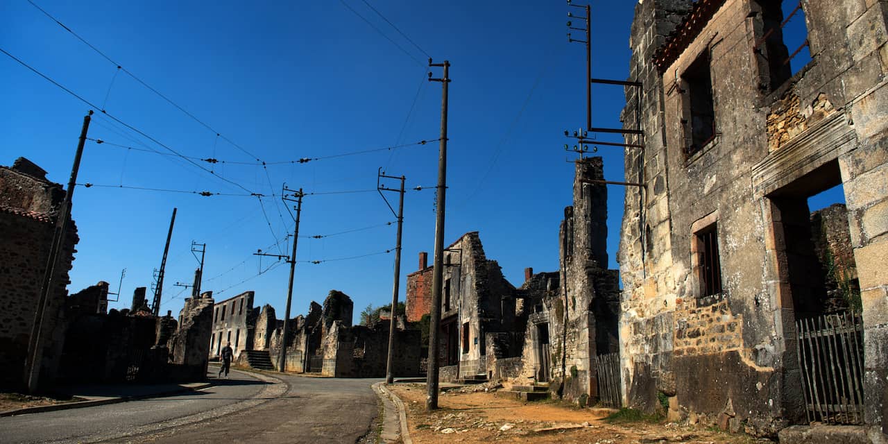 Herinneringscentrum voor massamoord in 1944 in Frans dorp Oradour beklad
