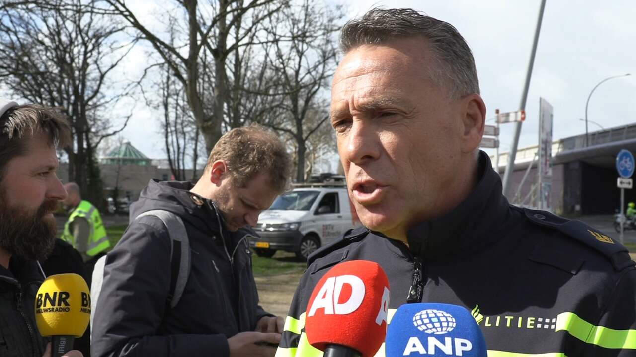 Politie Utrecht: 'Scholen moeten deuren dichthouden'