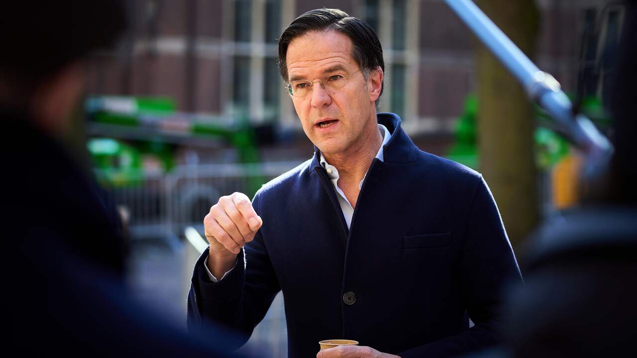 Beeld uit video: Formatie weer verstoord: wie lekte de stukken?