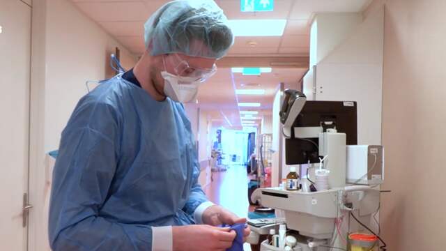 Zo wordt gewerkt op de corona-afdeling van het Deventer Ziekenhuis