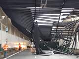 Vrachtwagen raakt plafond van Zeeburgertunnel