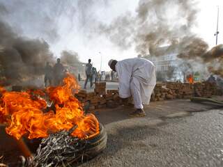 Soedanees leger probeert protesten tegen regering neer te slaan