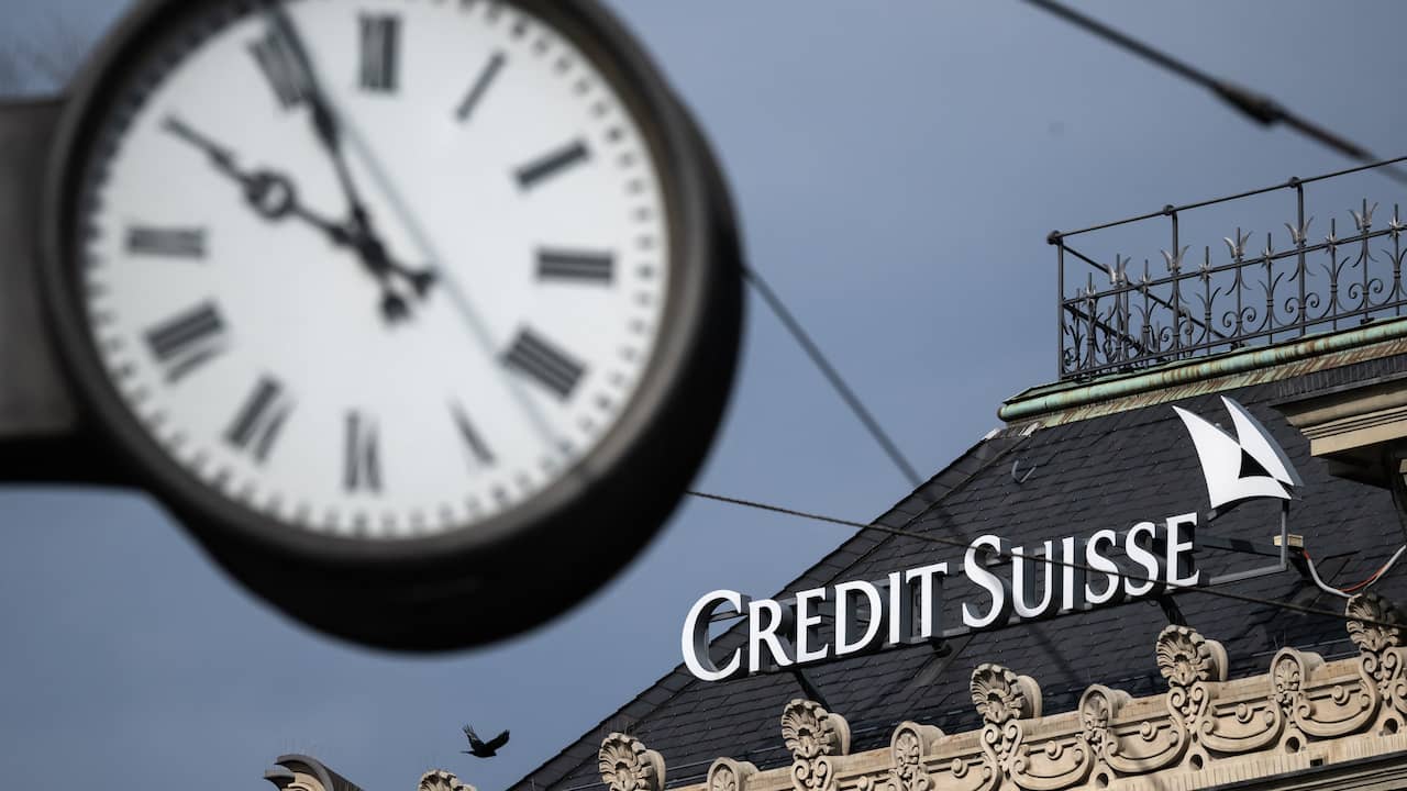 Switzerland considers nationalizing Credit Suisse if UPS deal fails |  Economy