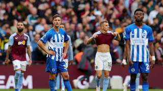 Aston Villa scoort zes keer tegen Ajax-opponent Brighton & Hove Albion