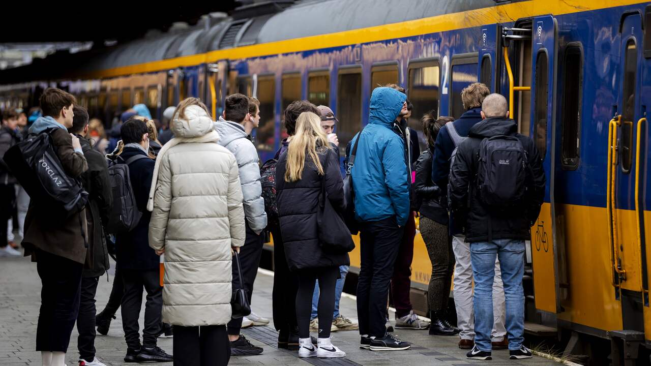 Fewer trains again due to NS staff shortage |  NOW