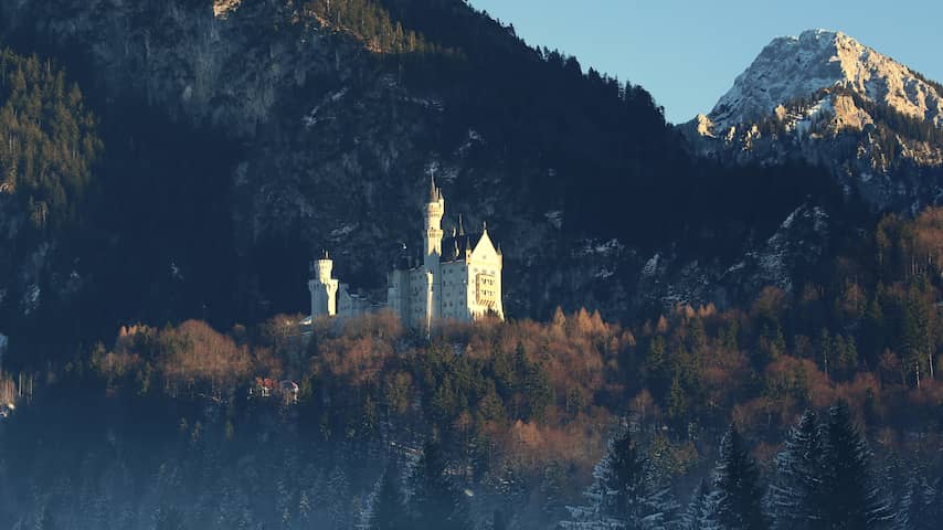 Verdachte van fatale aanval bij beroemd Duits kasteel legt bekentenis af