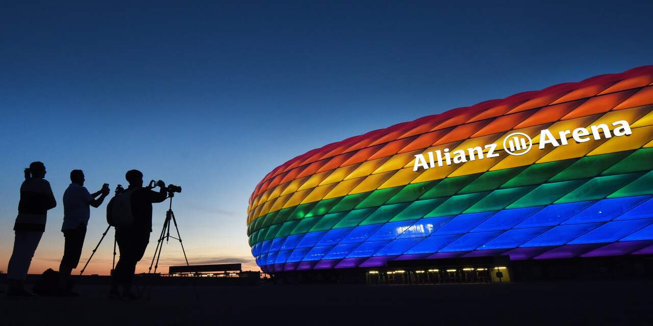 München alsnog verlicht in regenboogkleuren om UEFA-verbod voor stadion