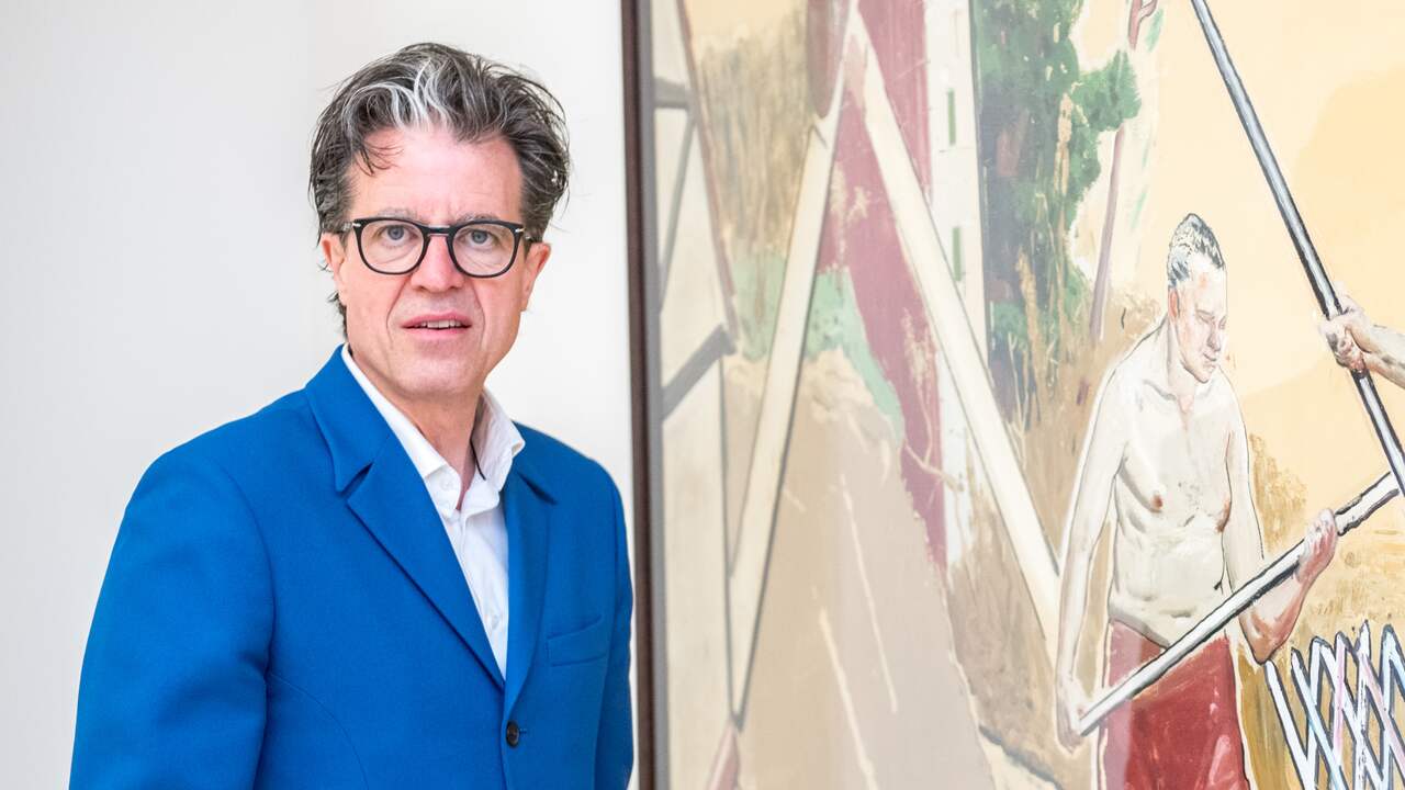 Discredited director of Museum de Fundatie resigns |  NOW