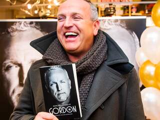 Eerste druk biografie Gordon uitverkocht