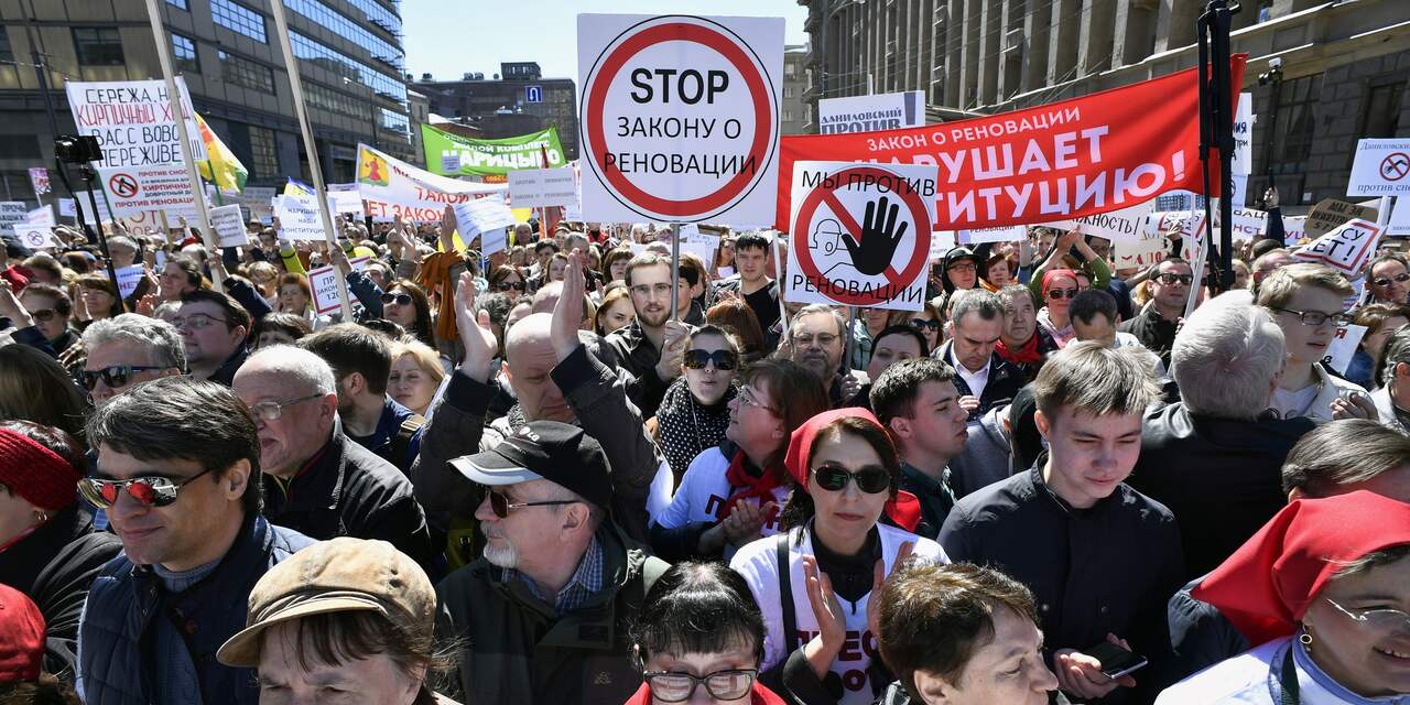 Duizenden protesteren tegen woningplan Moskou