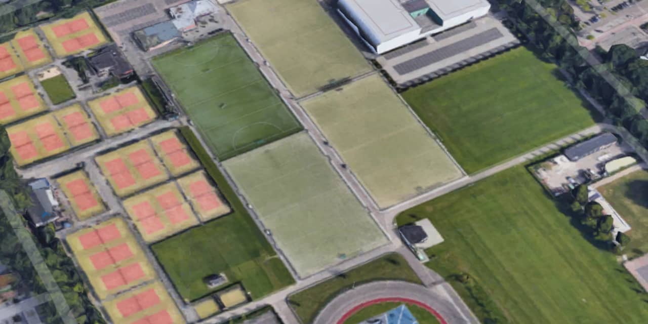 Nieuw sportpark van voetbalclub Nieuw Woensel geopend