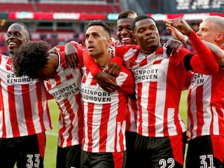 PSV eert Van der Kuijlen met zege op FC Groningen en stelt titelfeest Ajax uit