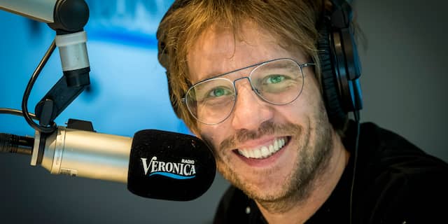 Giel Beelen Hackt 3fm Op Zijn Eerste Werkdag Bij Radio Veronica Nh Nieuws