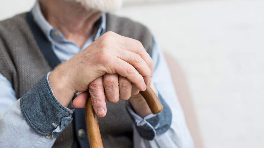 Meer eenzaamheid dreigt voor Nederlandse ouderen door coronavirus