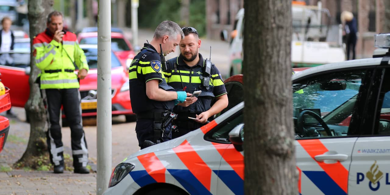 Voetganger gewond na aanrijding met auto op Kerkhoflaan in Den Haag