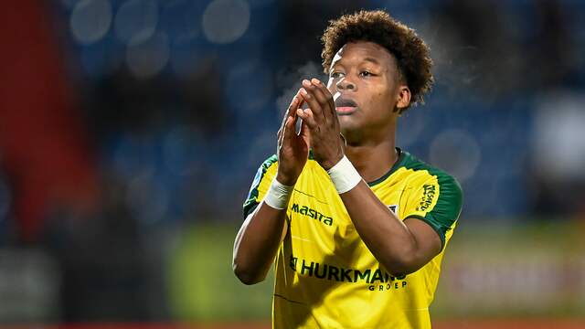 Tijjani Noslin maakte tegen Willem II zijn eerste doelpunt in de Eredivisie.
