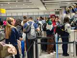 Lange rijen op Britse luchthavens door storing e-gates