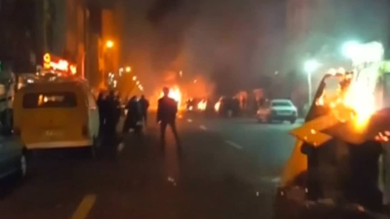 Beeld uit video: Meerdere doden bij hevige protesten in Iran