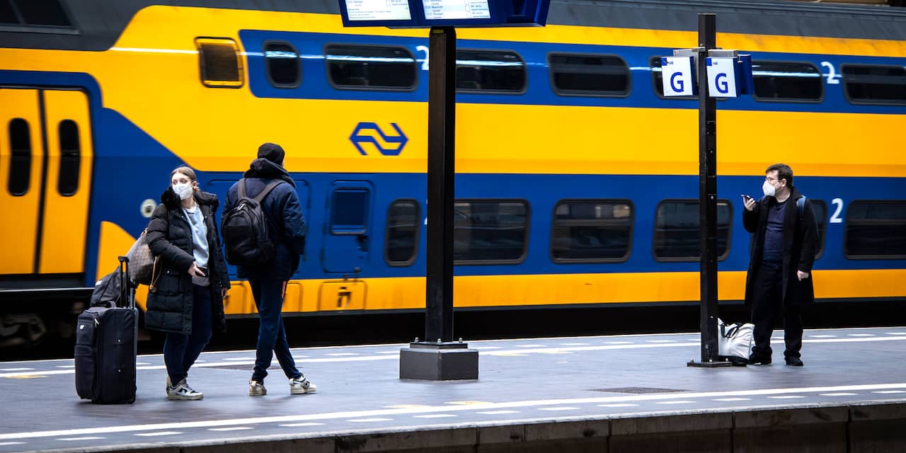 Tijdelijk geen treinen tussen Den Bosch en Tilburg door overwegstoring