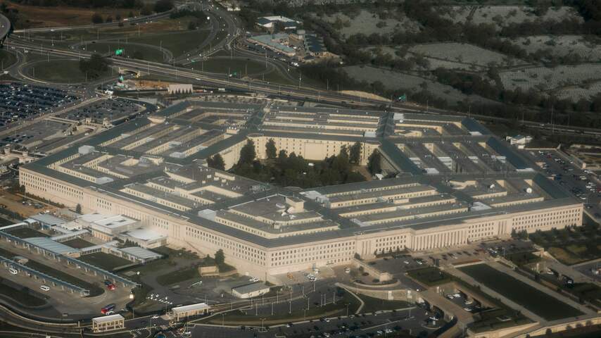 Pentagon stelt acceptatie transgenders in Amerikaanse leger uit