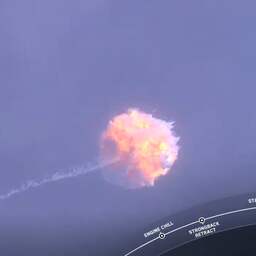 SpaceX laat raket van ruimtecapsule Crew Dragon exploderen als test