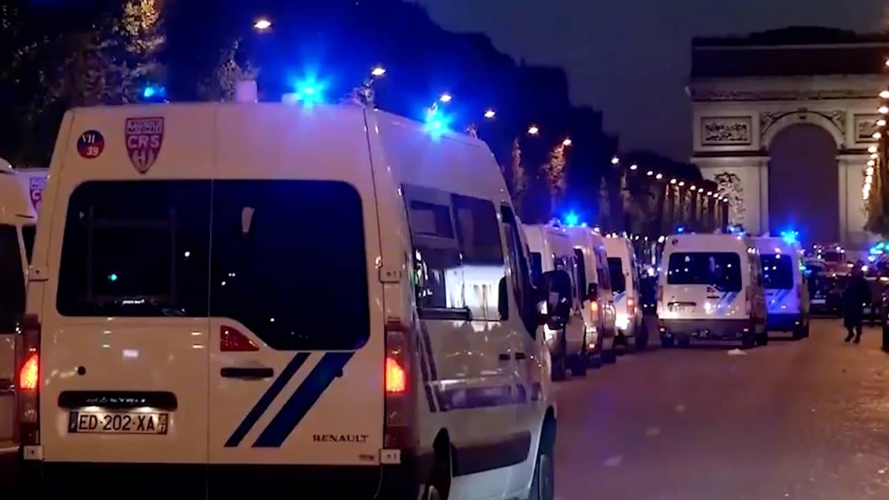 Beeld uit video: Politiemacht op de been na dodelijke schietpartij Parijs