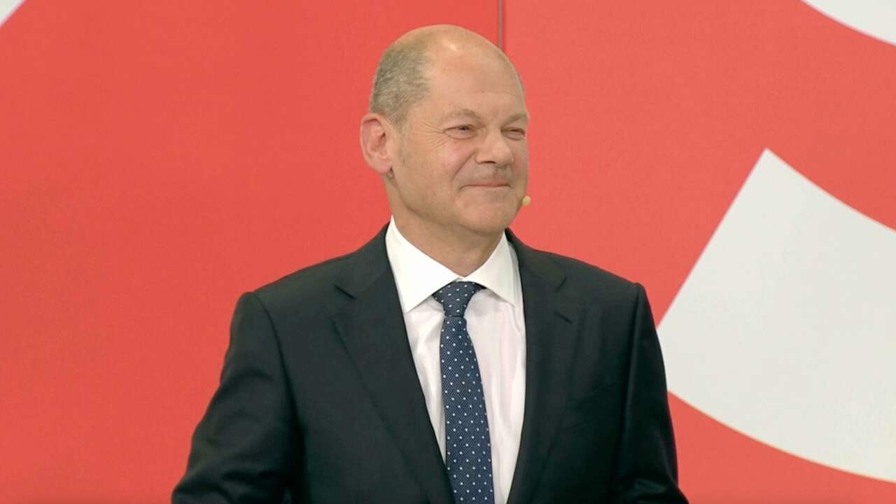 Beeld uit video: Olaf Scholz (SPD) reageert op prognose Duitse verkiezingen