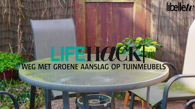 Zo haal je groene aanslag van tuinmeubels