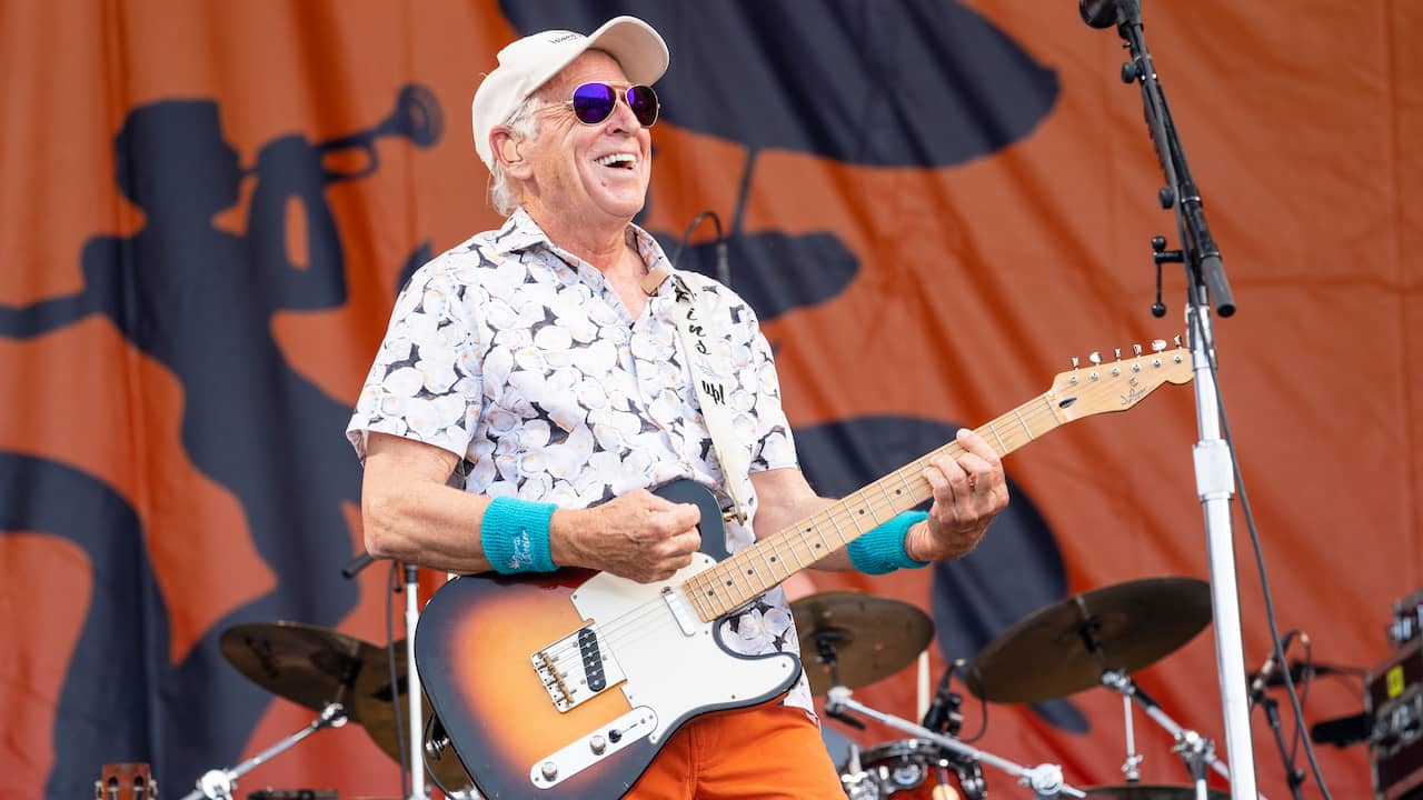 Jimmy Buffett Passes Away at Age 76 – Remembering the Iconic Singer and Entrepreneur