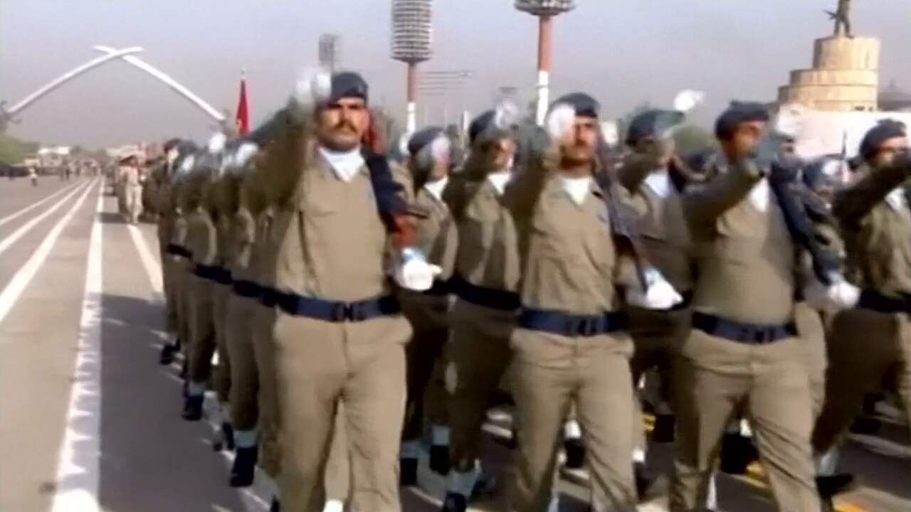 Irak viert bevrijding Mosul met militaire parade in Bagdad