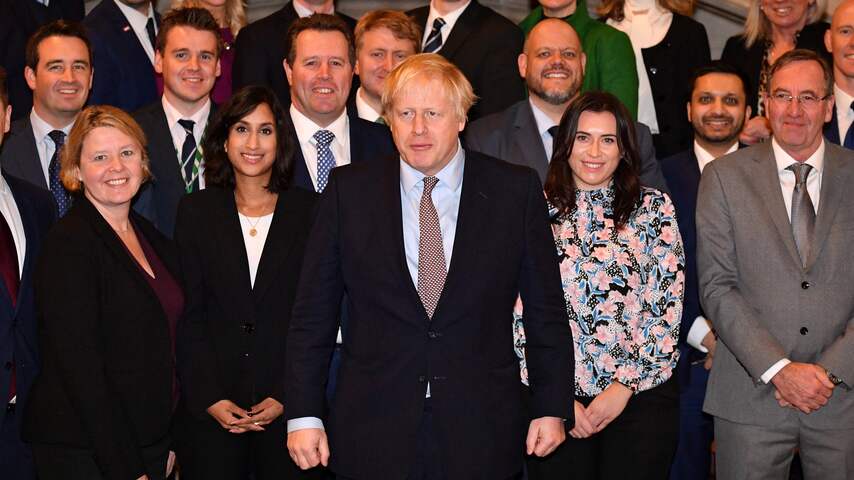 Road to Brexit: Mays dansje en de triomf van 'Brexit-bulldozer Boris'