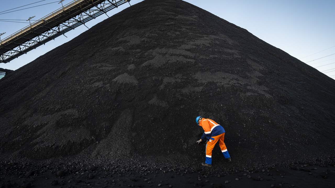I porti dell’UE saranno chiusi al carbone russo da mercoledì |  ADESSO