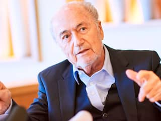 Blatter laat openingsduel WK ondanks uitnodiging aan zich voorbij gaan