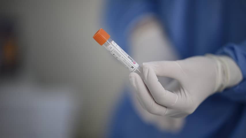 Dodental coronavirus stijgt met 115, aantal ziekenhuisopnames met 253