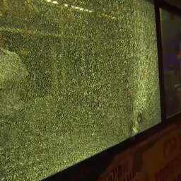 Video | Beelden tonen met kogels doorzeefde bus in Jeruzalem
