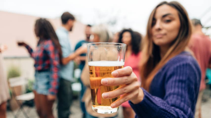 Activeren Verdorde bidden Alcoholvrij bier is gezondere keuze, maar niet voor iedereen | Eten en  drinken | NU.nl