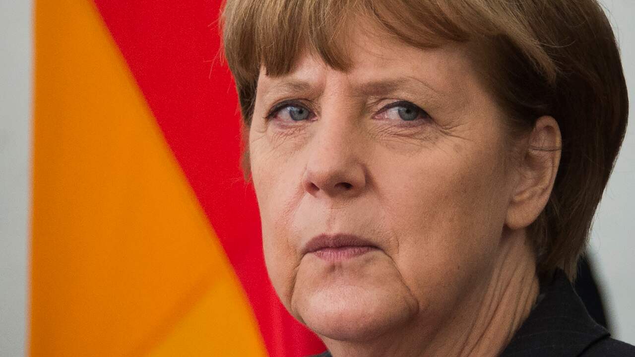 Merkel maakt weg vrij voor vervolging komiek